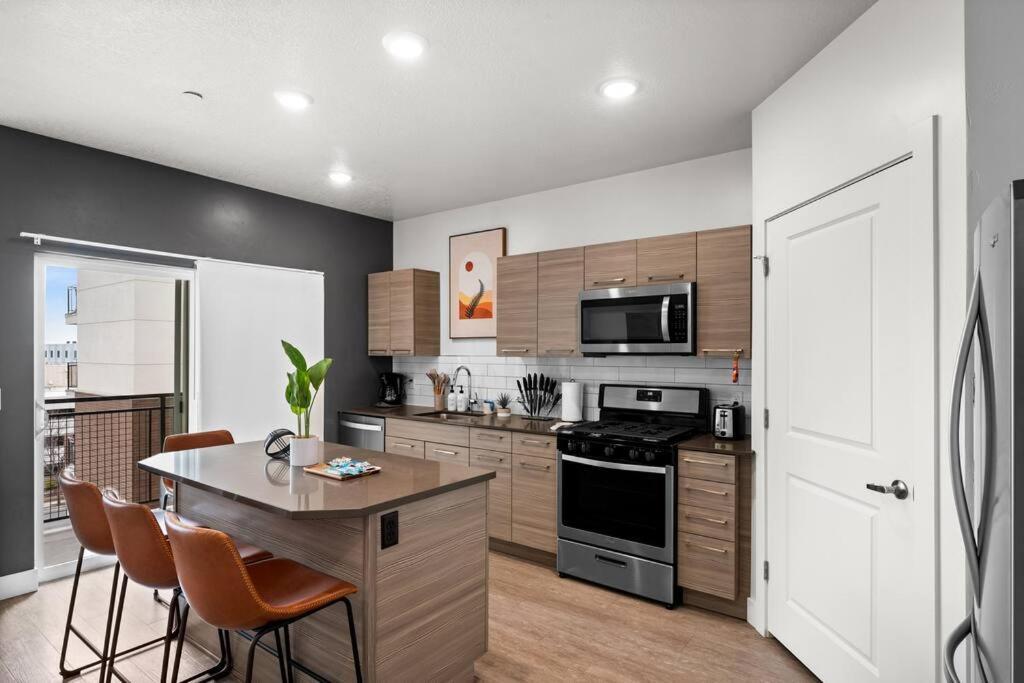 Appartamento Urban Oasis In The Center Of Slc Salt Lake City Esterno foto